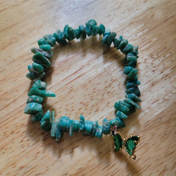 Unknown Jewelry - Malachite Crystal Bracelet Chip Handmade Healing Jewelry Green Natural Butterfly